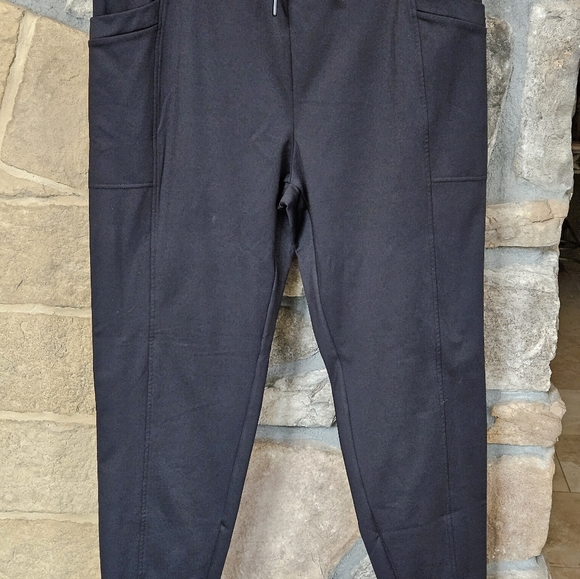 Womens 32 Degrees Black Joggers Medium New WOT - Picture 1 of 7